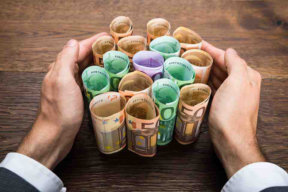 © Andrey Popov - Fotolia.com Geldscheine