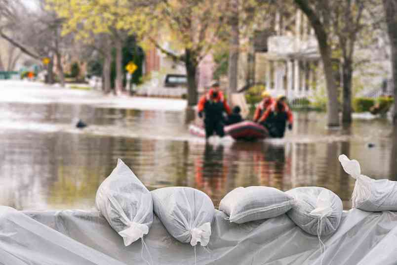 © mbruxelle - Adobe Stock.com Hochwasser