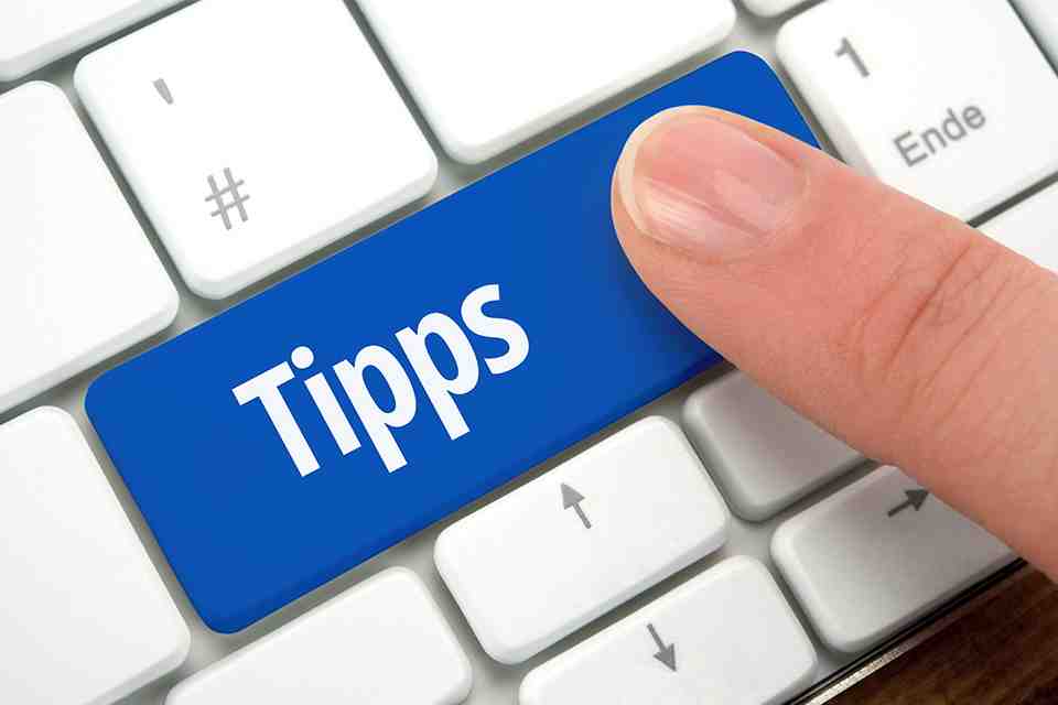© VRD - Adobe Stock.com Taste mit der Aufschrift Tipps