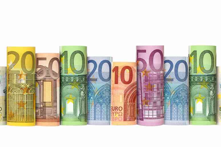 © Coloures-Pic - stock.adobe.com Euroscheine