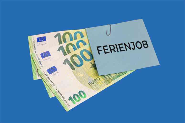 © U. J. Alexander - stock.adobe.com 100-Euro-Banknote und Ferienjob