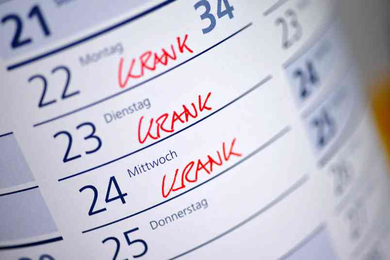 © nmann77 - stock.adobe.com Kalender mit Krankentagen