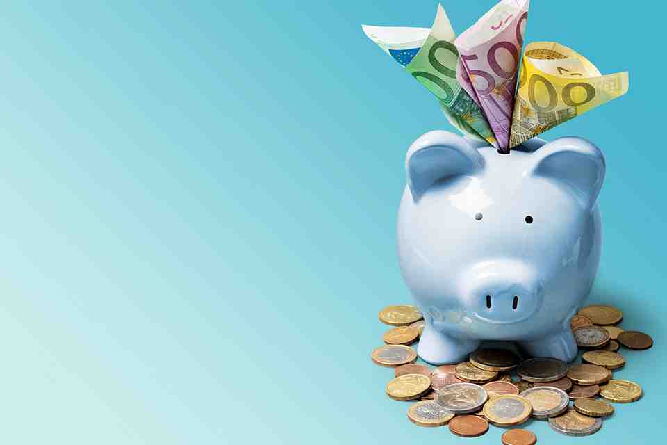© BillionPhotos.com - stock.adobe.com Sparschwein