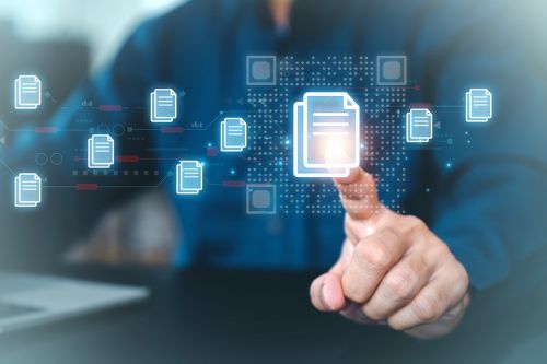 Finger zeigt auf Dokument-Icon